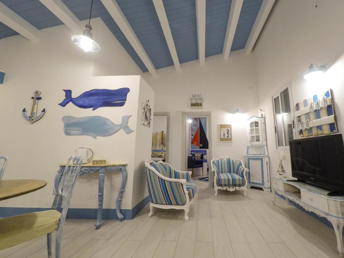 Вілла La Casa In Riva Al Mare Аугуста Екстер'єр фото