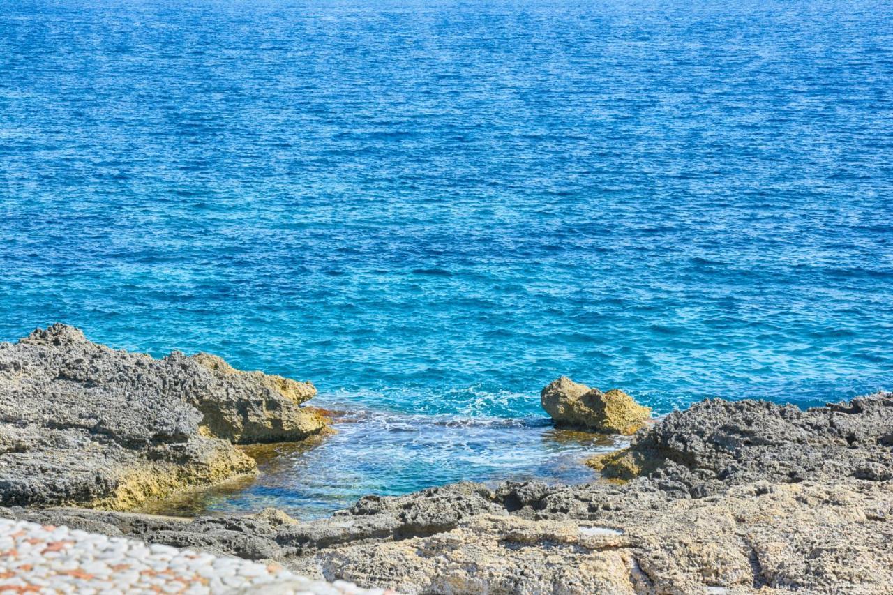 Вілла La Casa In Riva Al Mare Аугуста Екстер'єр фото