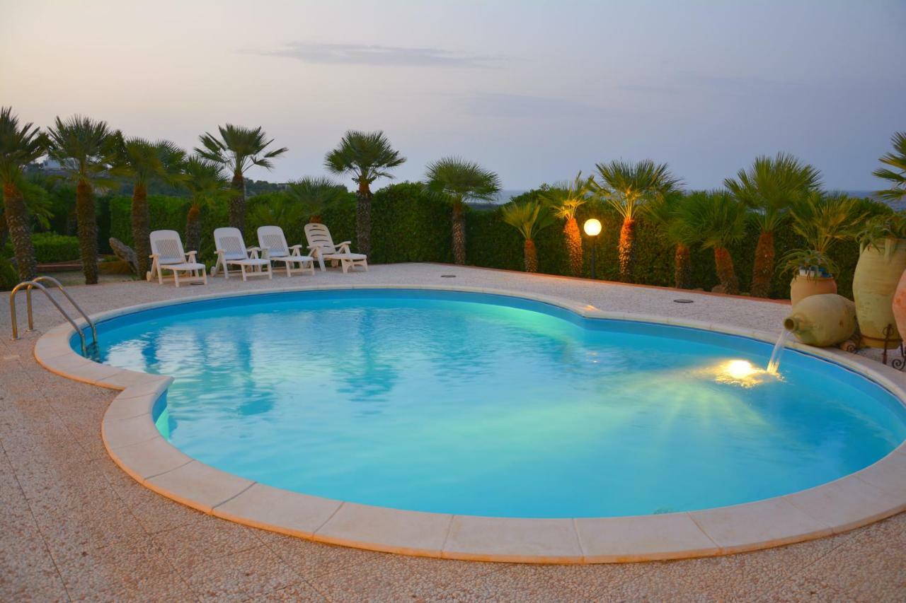 Вілла La Casa In Riva Al Mare Аугуста Екстер'єр фото